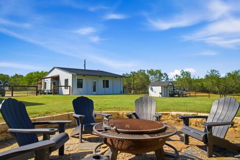 1703 Fm 885 Runge TX 78151