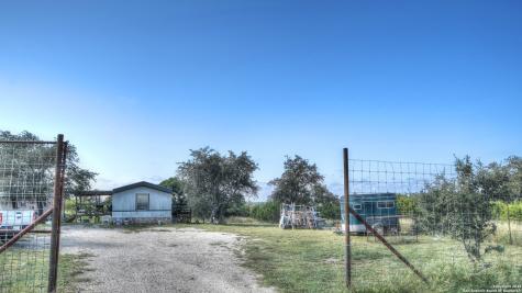 14832 Texas Highway 41 Rocksprings TX 78880