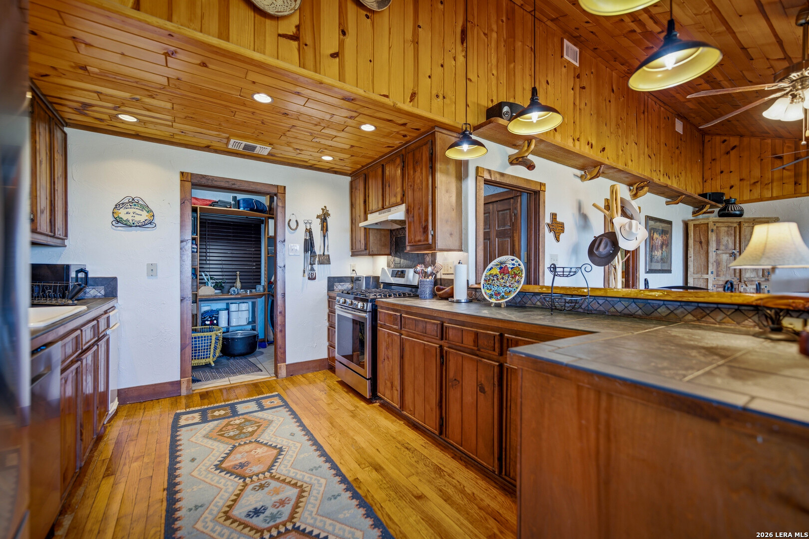 1775 Hermitville Medina TX 78055