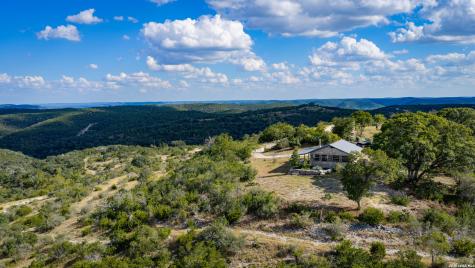 1775 Hermitville Medina TX 78055