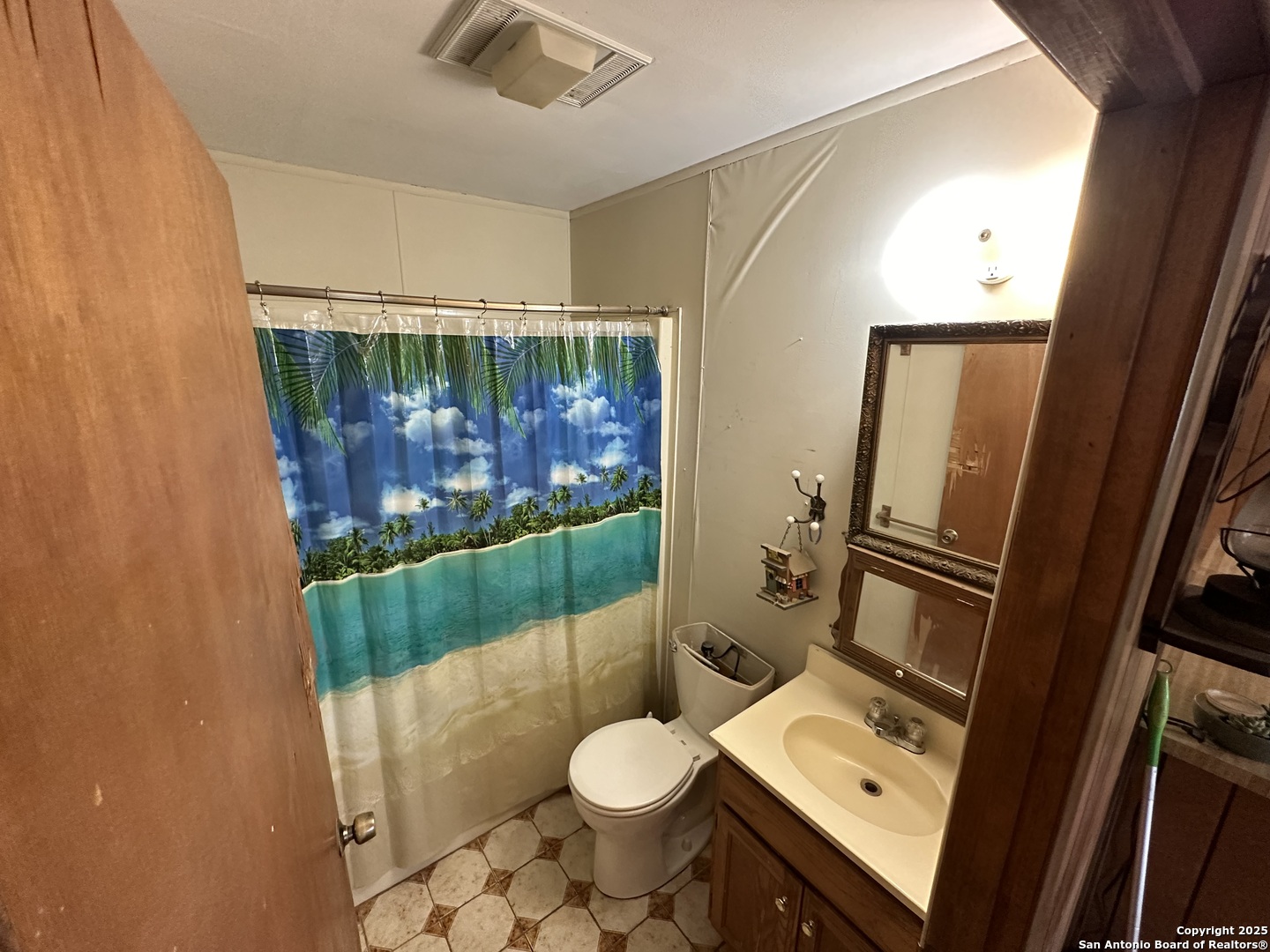 106 E Mari-b Drive Center Point TX 78010