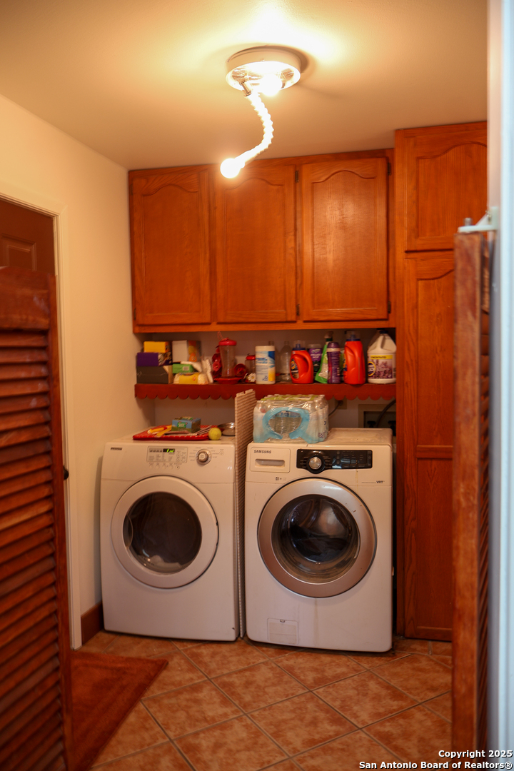 2356 Kc 314 Junction TX 76849