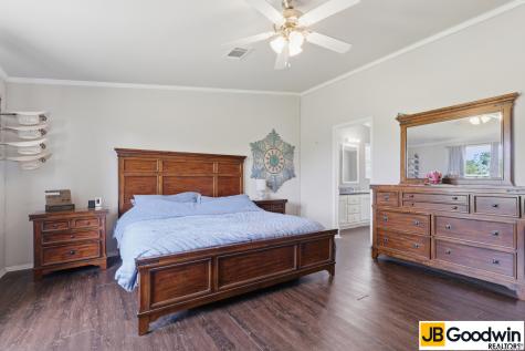 152 E County Road 304 Jourdanton TX 78026