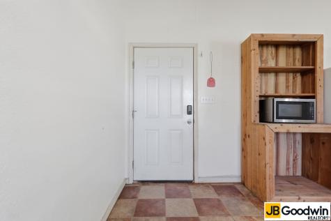 152 E County Road 304 Jourdanton TX 78026