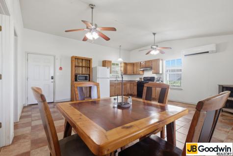 152 E County Road 304 Jourdanton TX 78026
