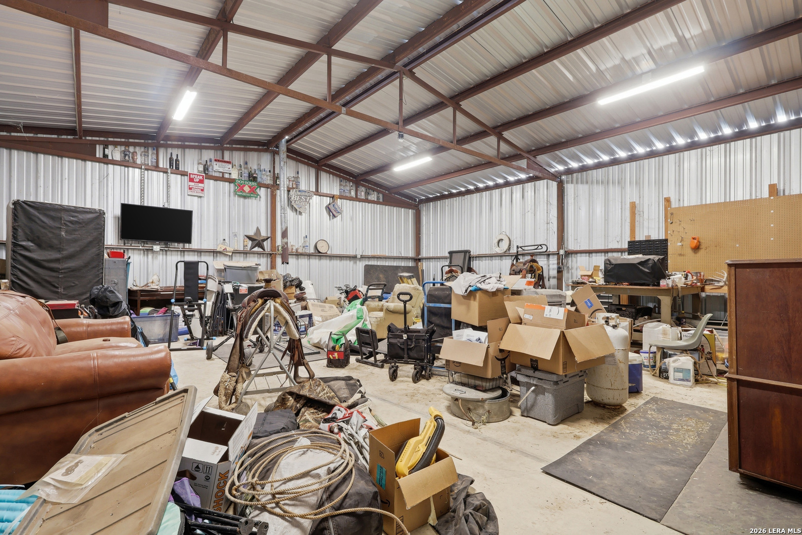 152 E County Road 304 Jourdanton TX 78026