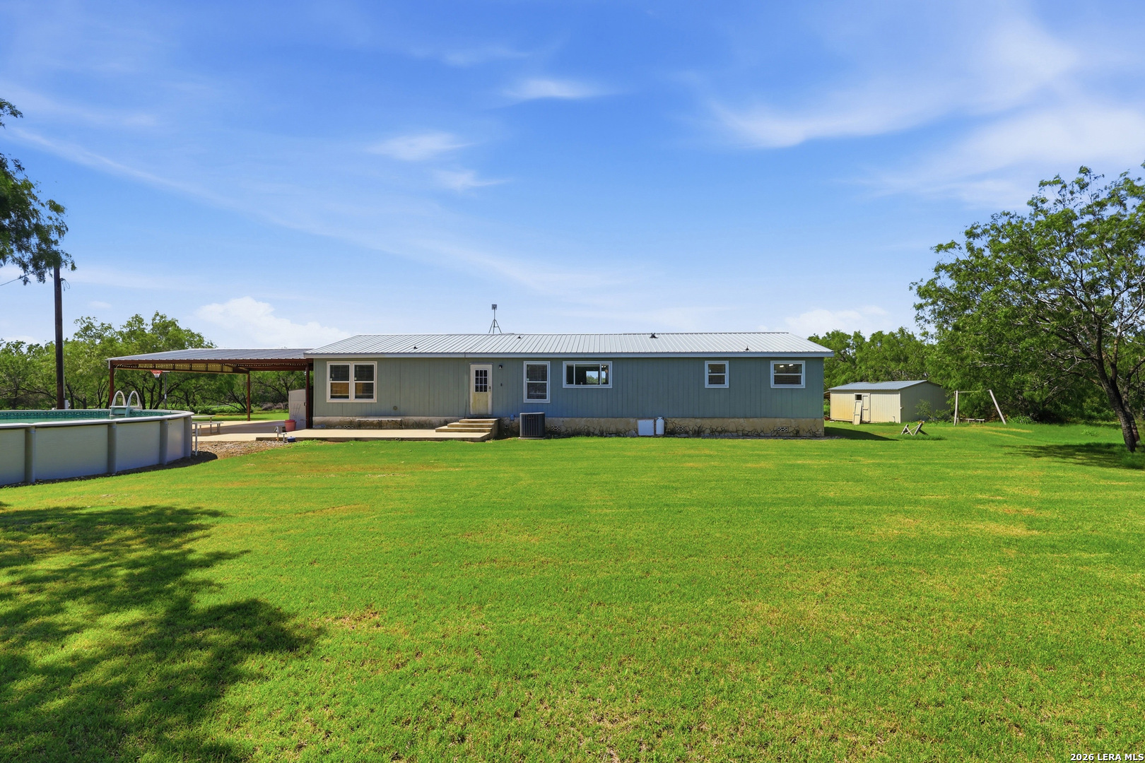 152 E County Road 304 Jourdanton TX 78026
