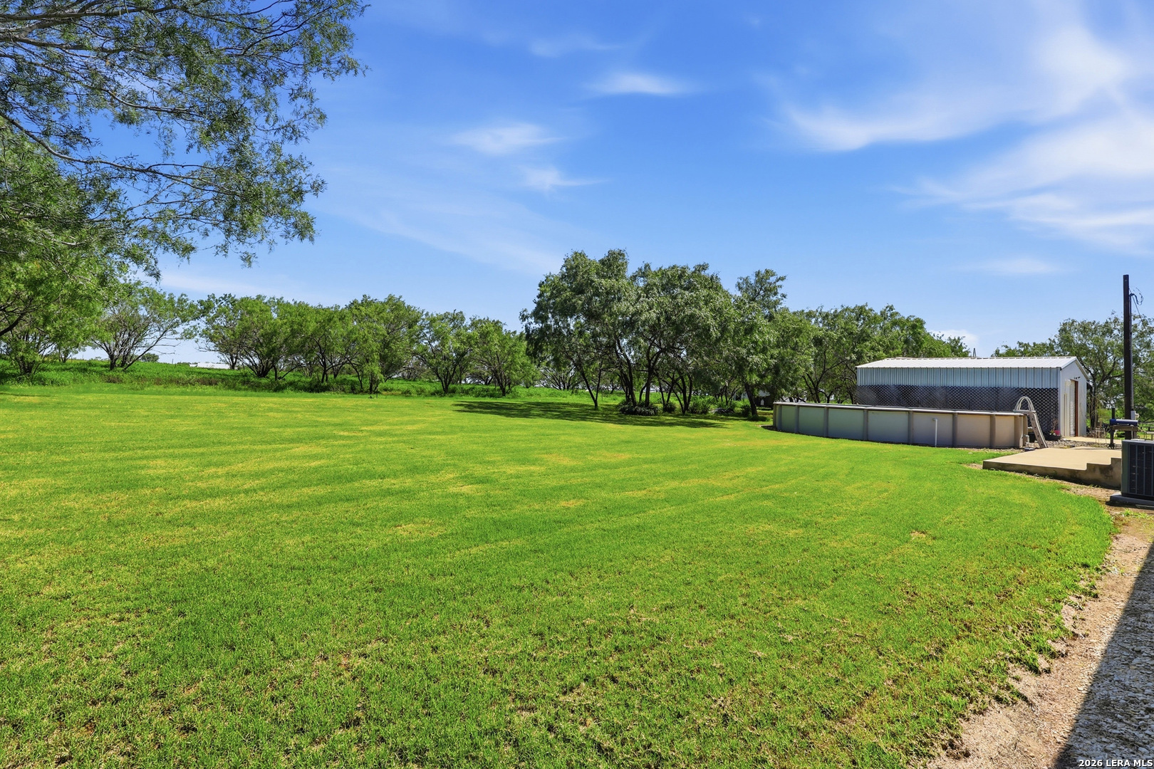 152 E County Road 304 Jourdanton TX 78026