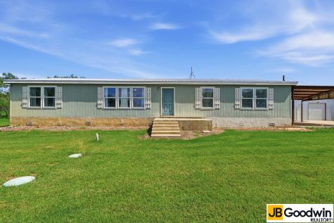 152 E County Road 304 Jourdanton TX 78026