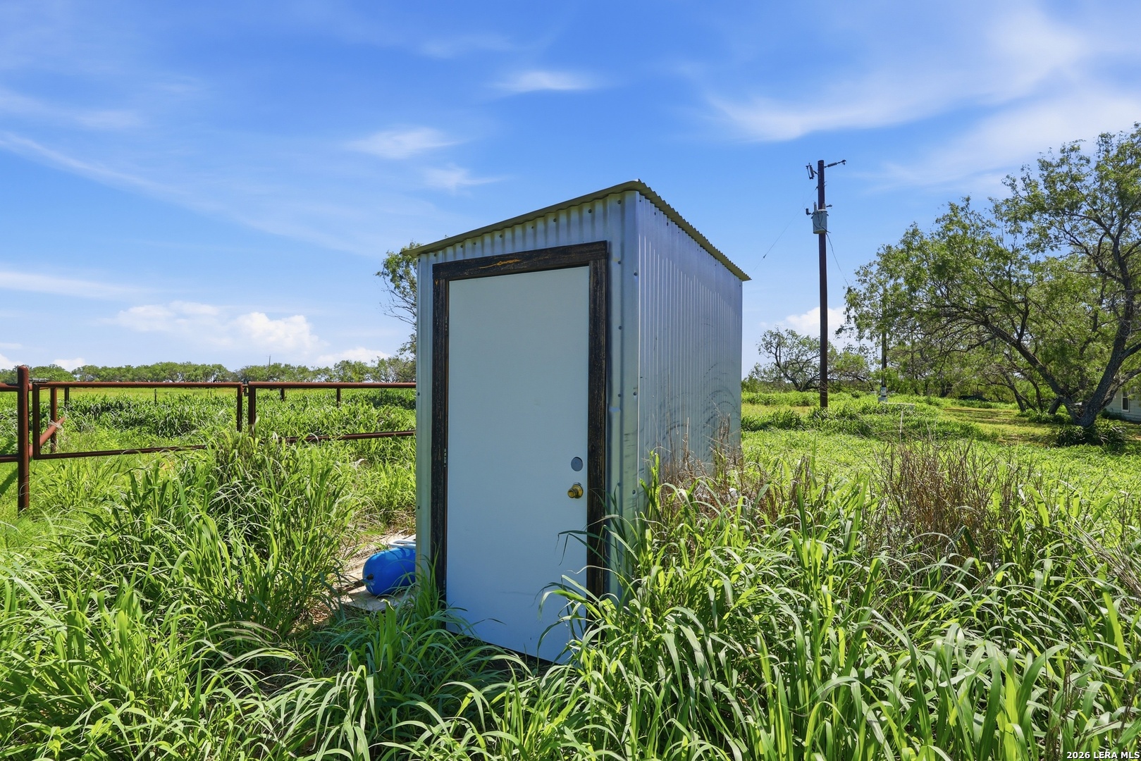152 E County Road 304 Jourdanton TX 78026