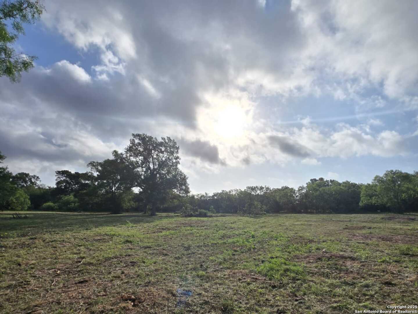 124 Valley Creek Cedar Creek TX 78612