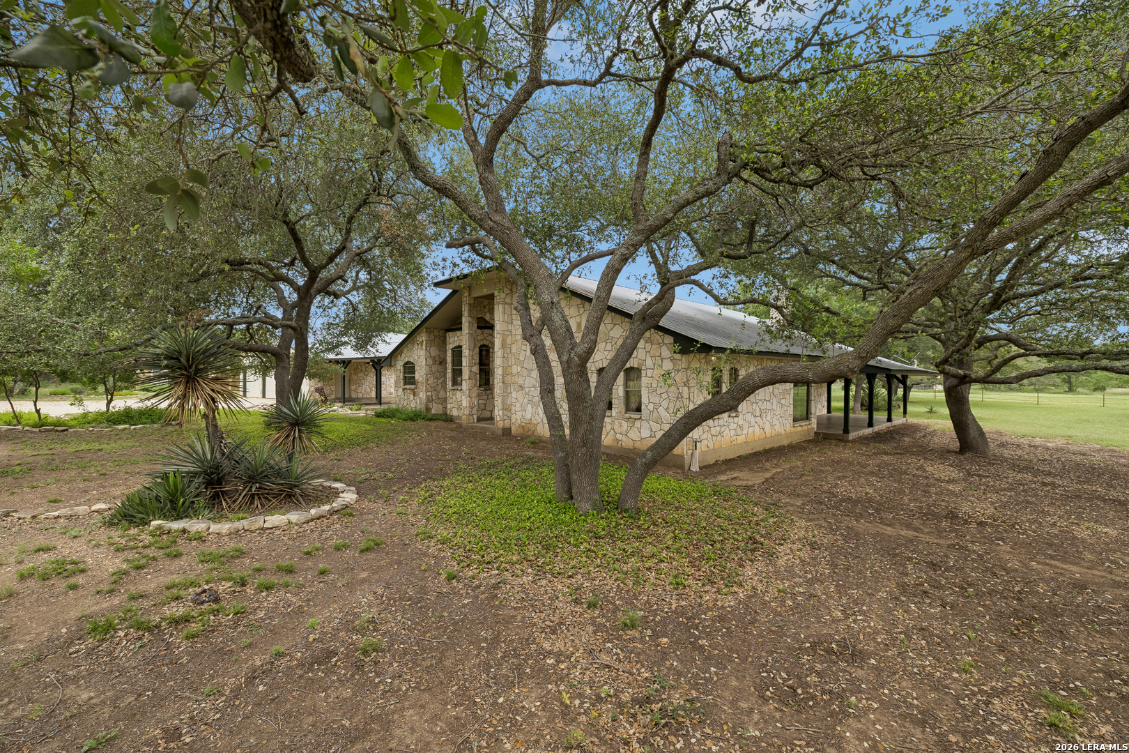4125 County Road 251 Hondo TX 78861