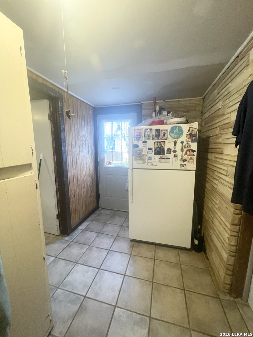 141 County Road 779 Devine TX 78016
