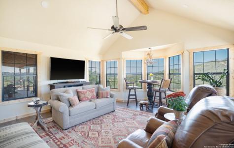 300 County Road 550 Rocksprings TX 78880
