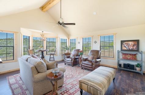 300 County Road 550 Rocksprings TX 78880