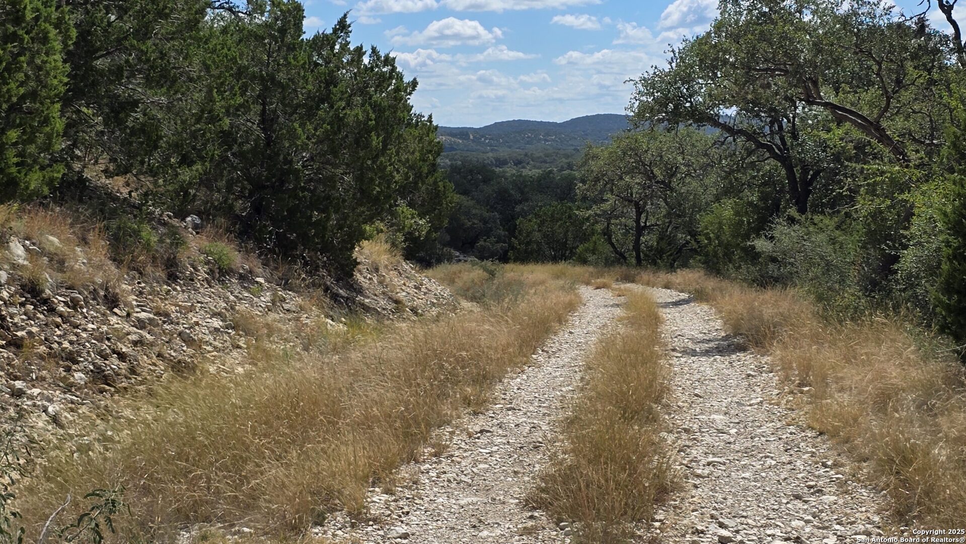 300 County Road 550 Rocksprings TX 78880