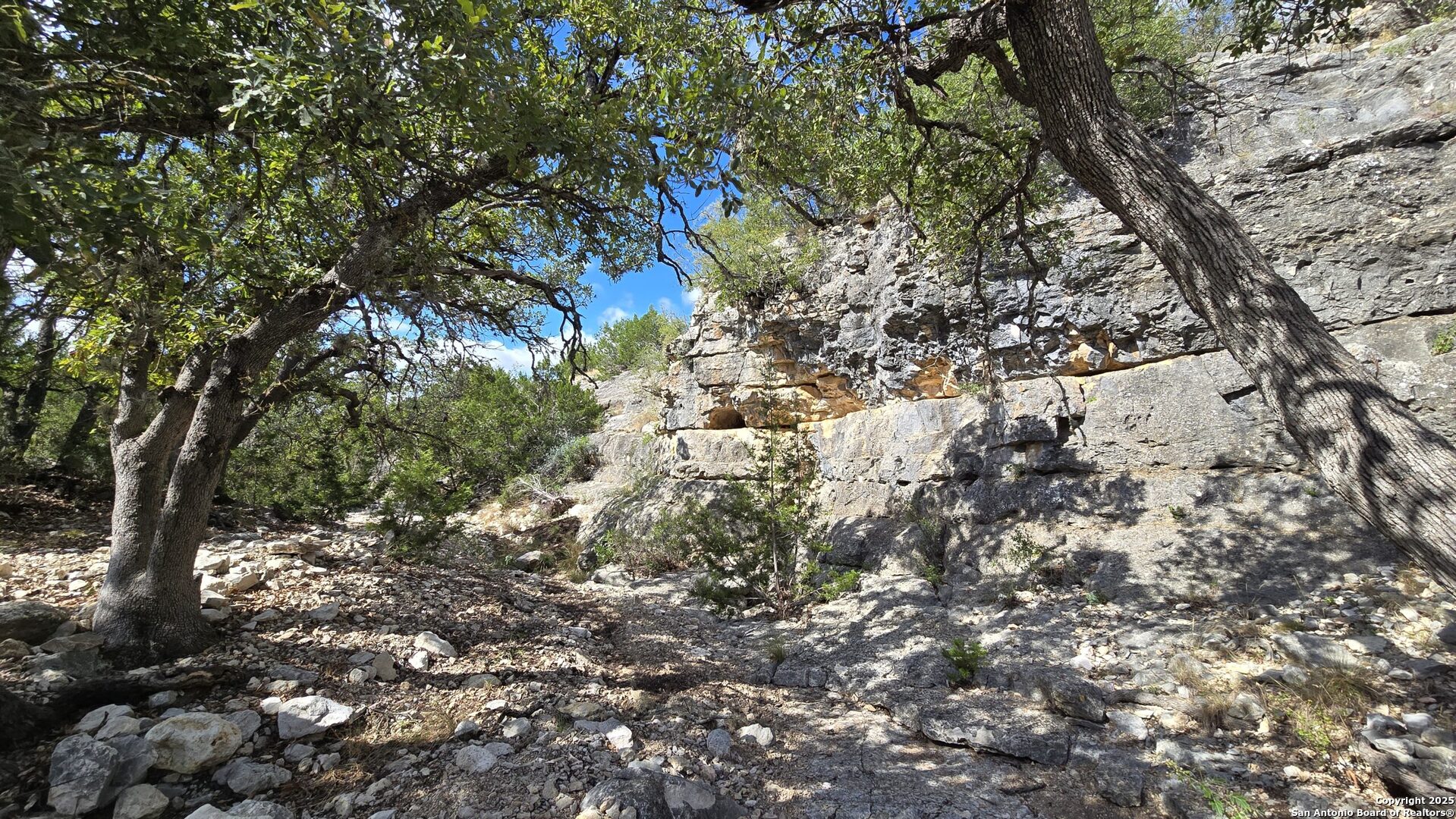 300 County Road 550 Rocksprings TX 78880
