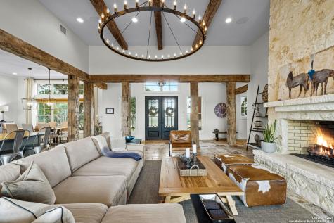 1043 Twin River Canyon Lake TX 78133