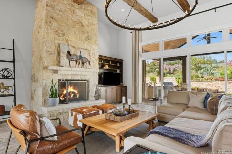 1043 Twin River Canyon Lake TX 78133