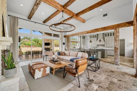 1043 Twin River Canyon Lake TX 78133