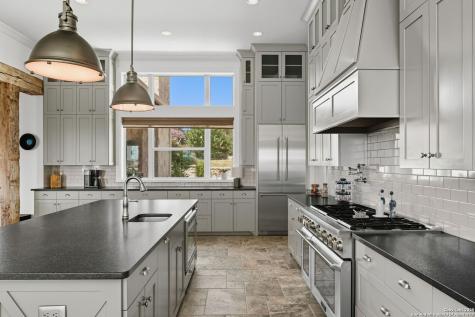 1043 Twin River Canyon Lake TX 78133