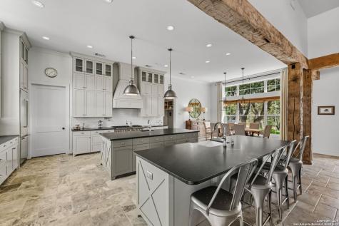 1043 Twin River Canyon Lake TX 78133