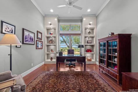 1043 Twin River Canyon Lake TX 78133