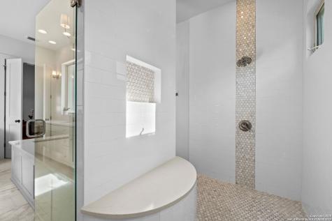 1043 Twin River Canyon Lake TX 78133