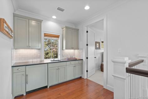 1043 Twin River Canyon Lake TX 78133