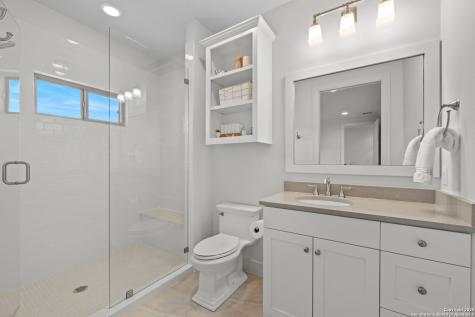 1043 Twin River Canyon Lake TX 78133