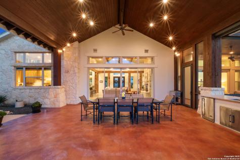 1043 Twin River Canyon Lake TX 78133