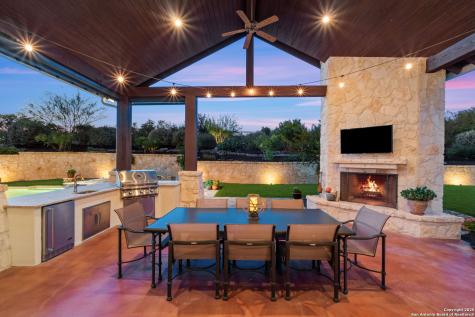 1043 Twin River Canyon Lake TX 78133