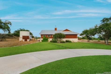 1043 Twin River Canyon Lake TX 78133