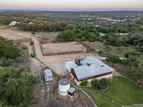 1043 Twin River Canyon Lake TX 78133