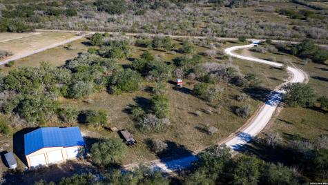 7869 County Road 203 Beeville TX 78102