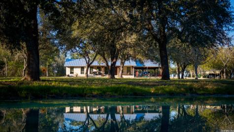 7869 County Road 203 Beeville TX 78102