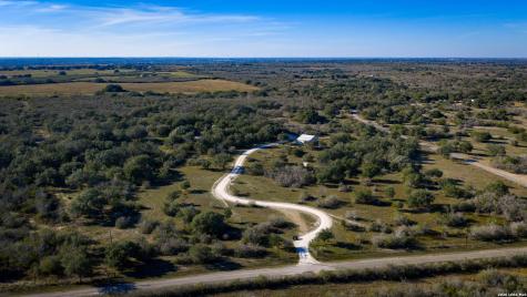 7869 County Road 203 Beeville TX 78102