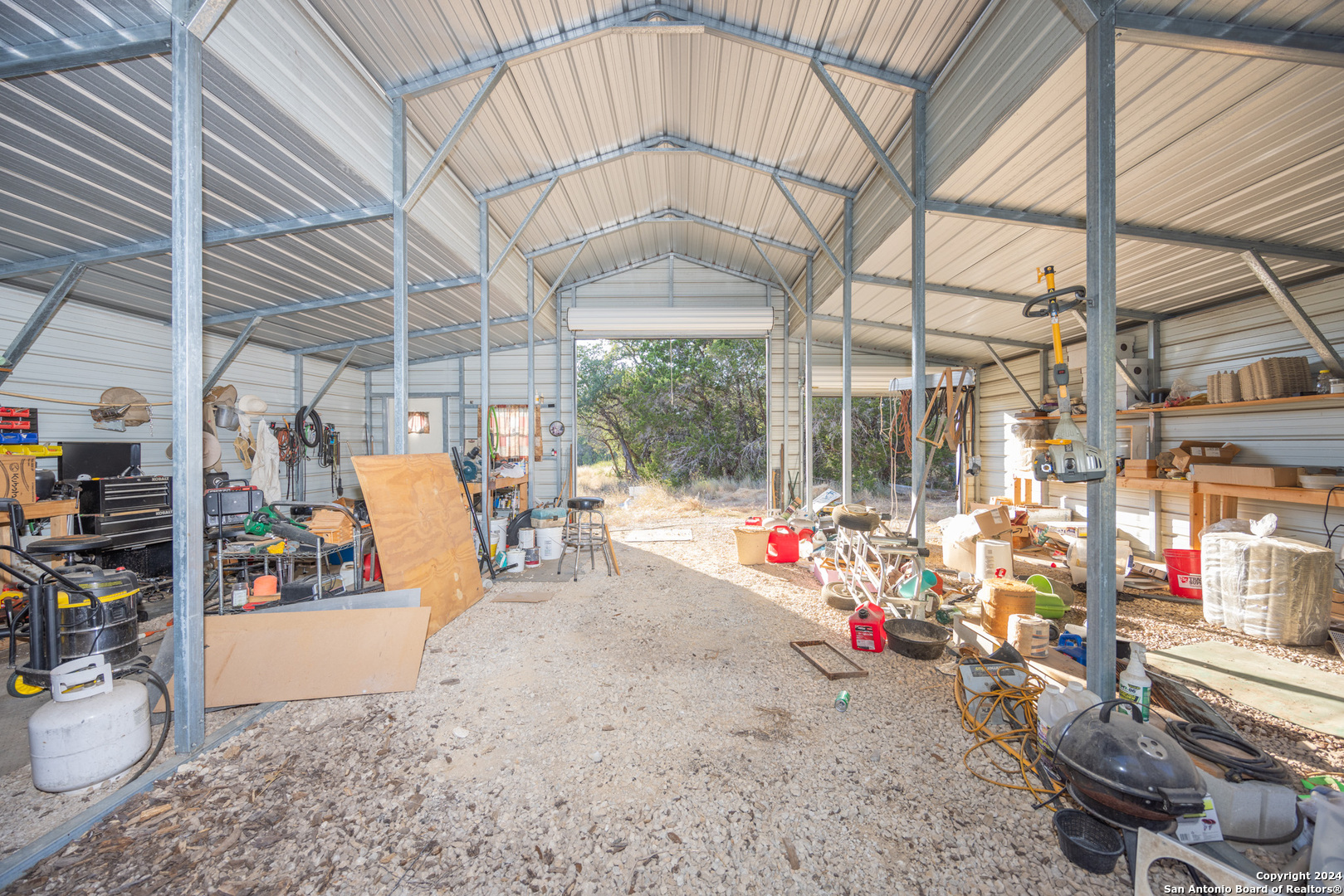 1250 County Road 245 Hondo TX 78861