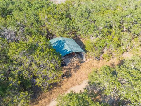 1250 County Road 245 Hondo TX 78861