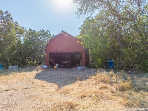 1250 County Road 245 Hondo TX 78861