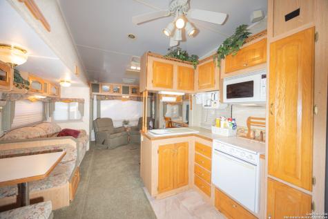 1250 County Road 245 Hondo TX 78861