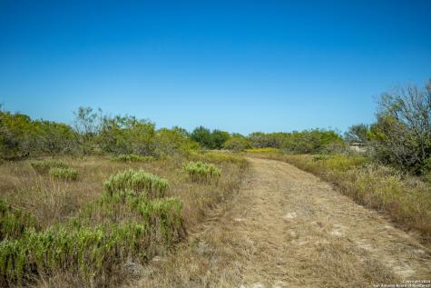 21123 Lamm Road Elmendorf TX 78112