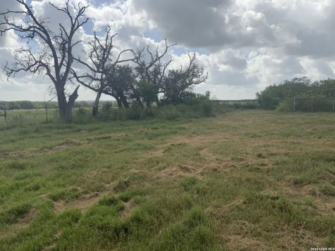 2647 Fm 3282 Gonzales TX 78629