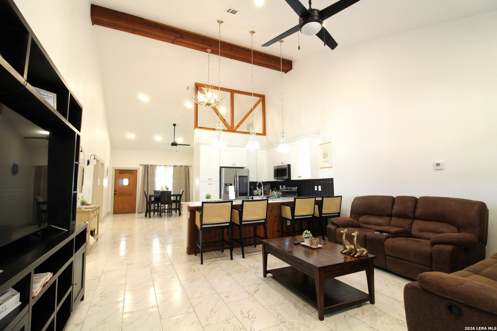 101 County Road 135 Floresville TX 78114