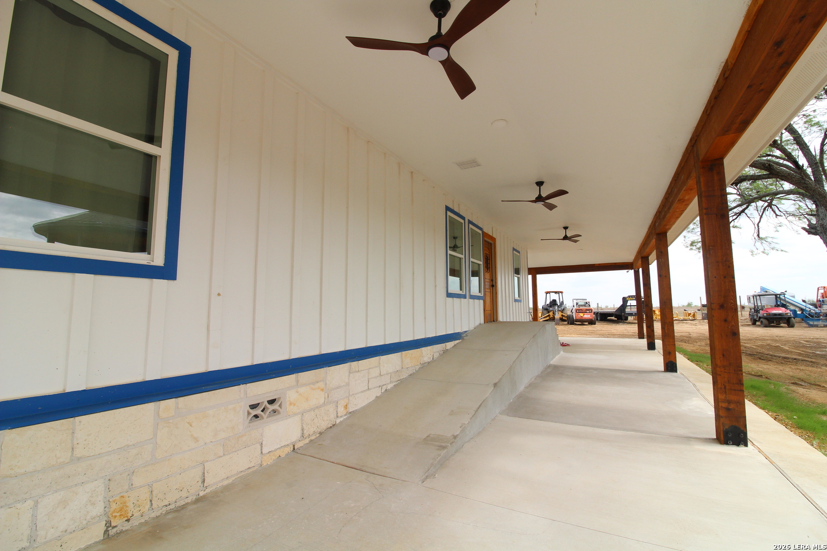 101 County Road 135 Floresville TX 78114