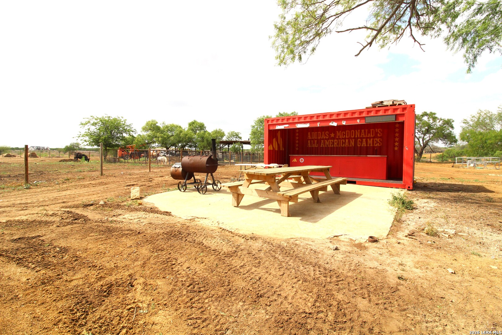 101 County Road 135 Floresville TX 78114