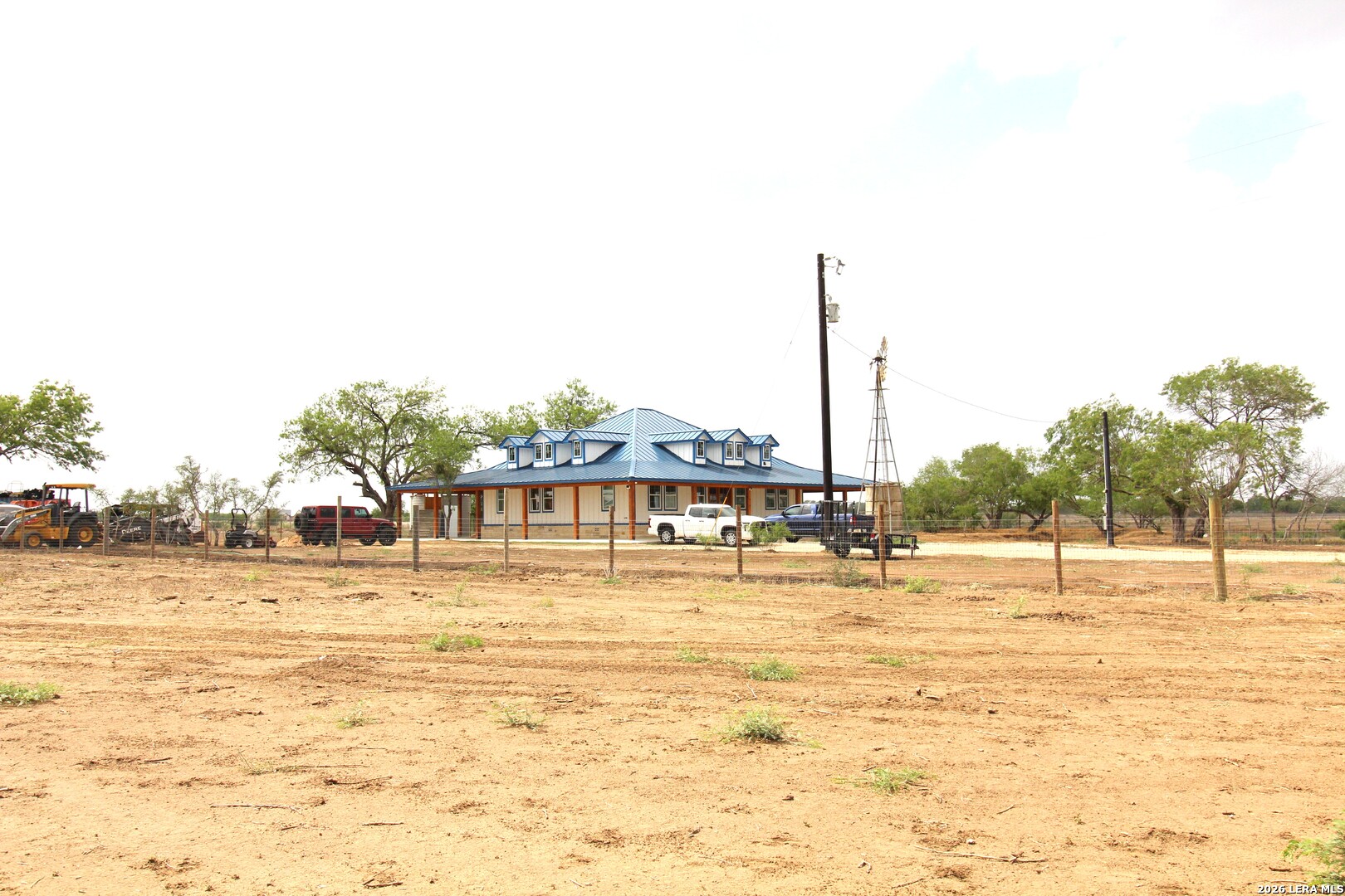 101 County Road 135 Floresville TX 78114