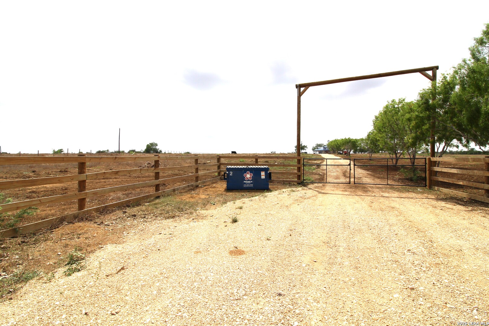 101 County Road 135 Floresville TX 78114