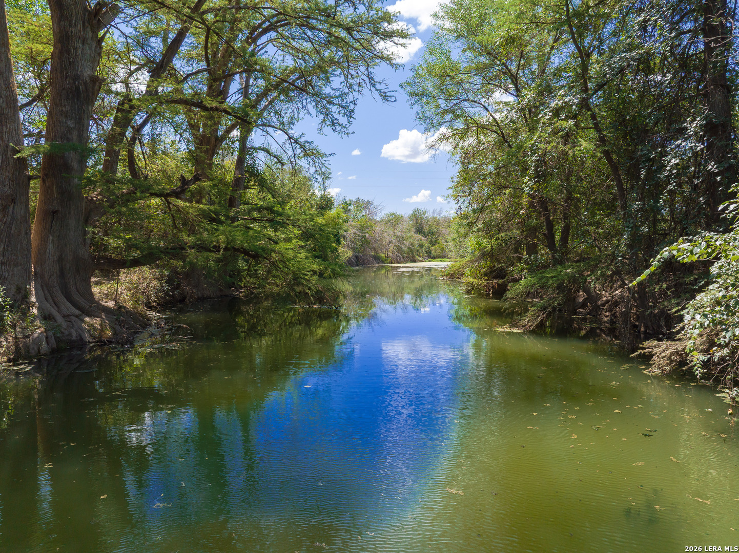21419 Us Highway 90 Sabinal TX 78881