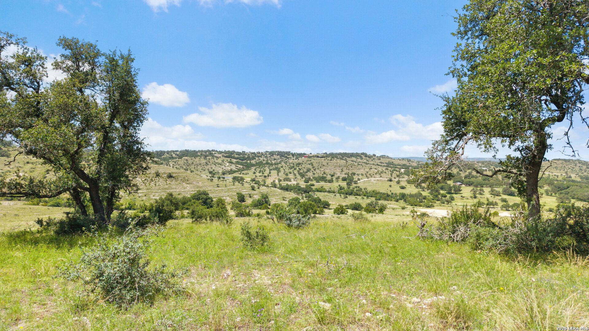 5032 Kendalia Road Blanco TX 78606